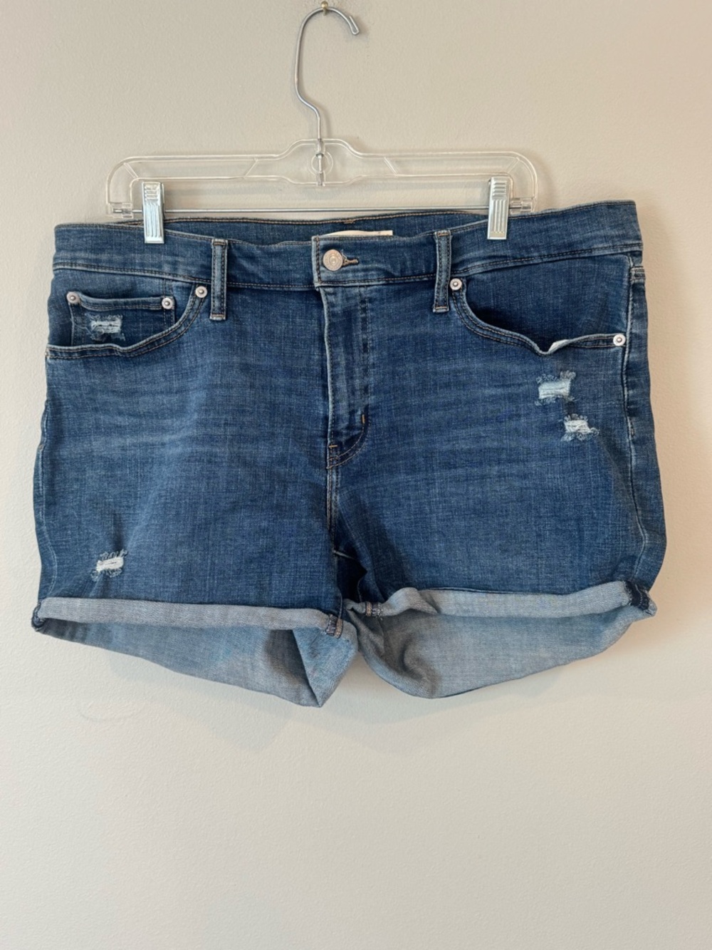 Levis Womens Shorts 33 Blue Denim Jean Mid Length Cuffed Pockets Casual Outdoors